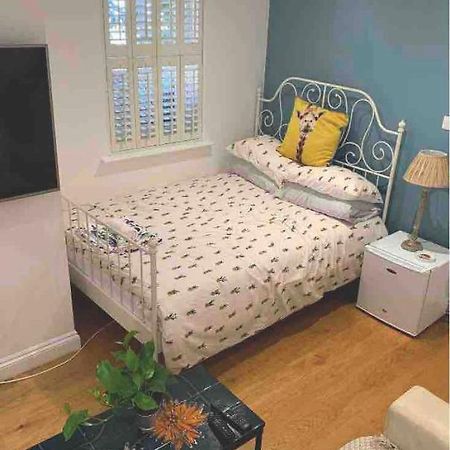 Stylish Modern Studio, Mock Georgian House, Heart Of Trendy Hackney & Londen Buitenkant foto